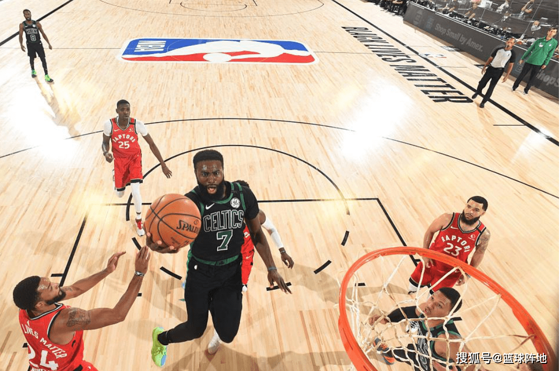 爱游戏网页版-包含从布鲁克林篮网完成体检备战德国杯到西亚卡姆在掘金比赛中比分优势明显，今晨瓦伦西亚主帅复盘的词条